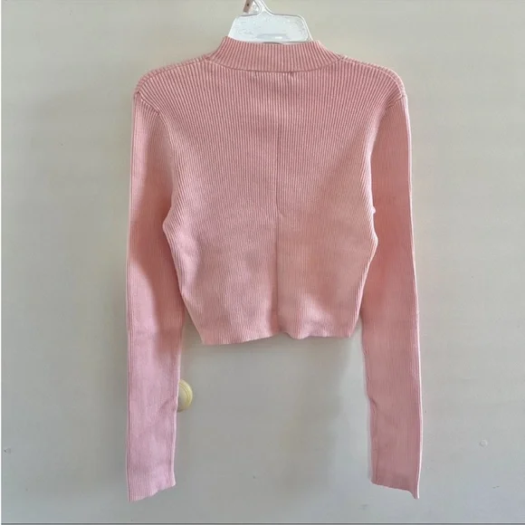 Brandy Melville Brett Turtleneck Top - Picture 8 of 12